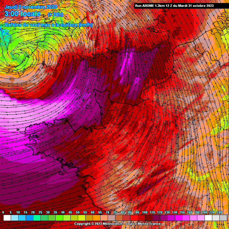 Rafales de vent attendues dans le nord-ouest de la France le jeudi 2 novembre à 3h du matin.