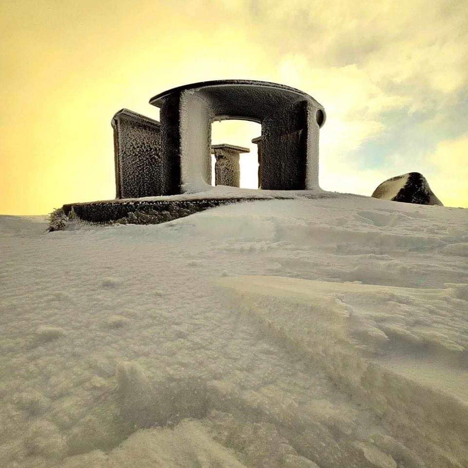 Neige sur les crêtes vosgiennes le 11 novembre (source : Bernard H.)